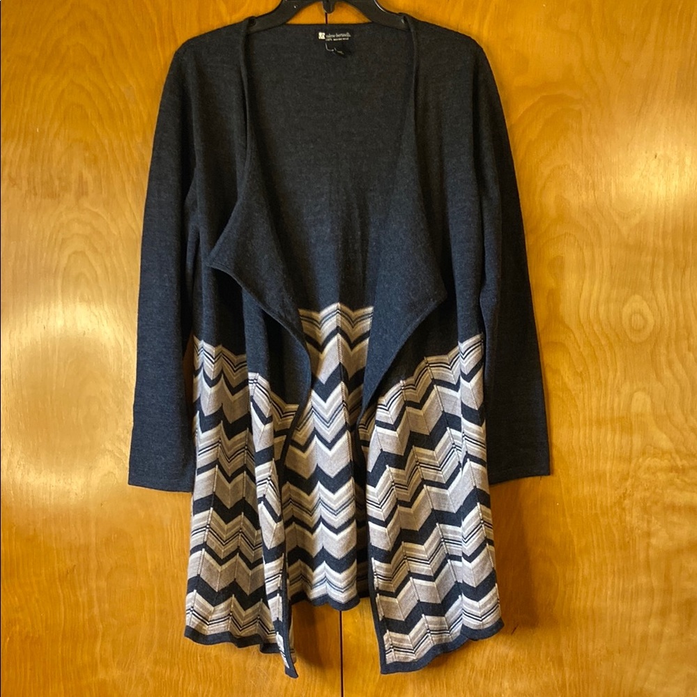 Valerie Bertinelli 100% Merino Wool Chevron Patterned Open Front Cardigan.